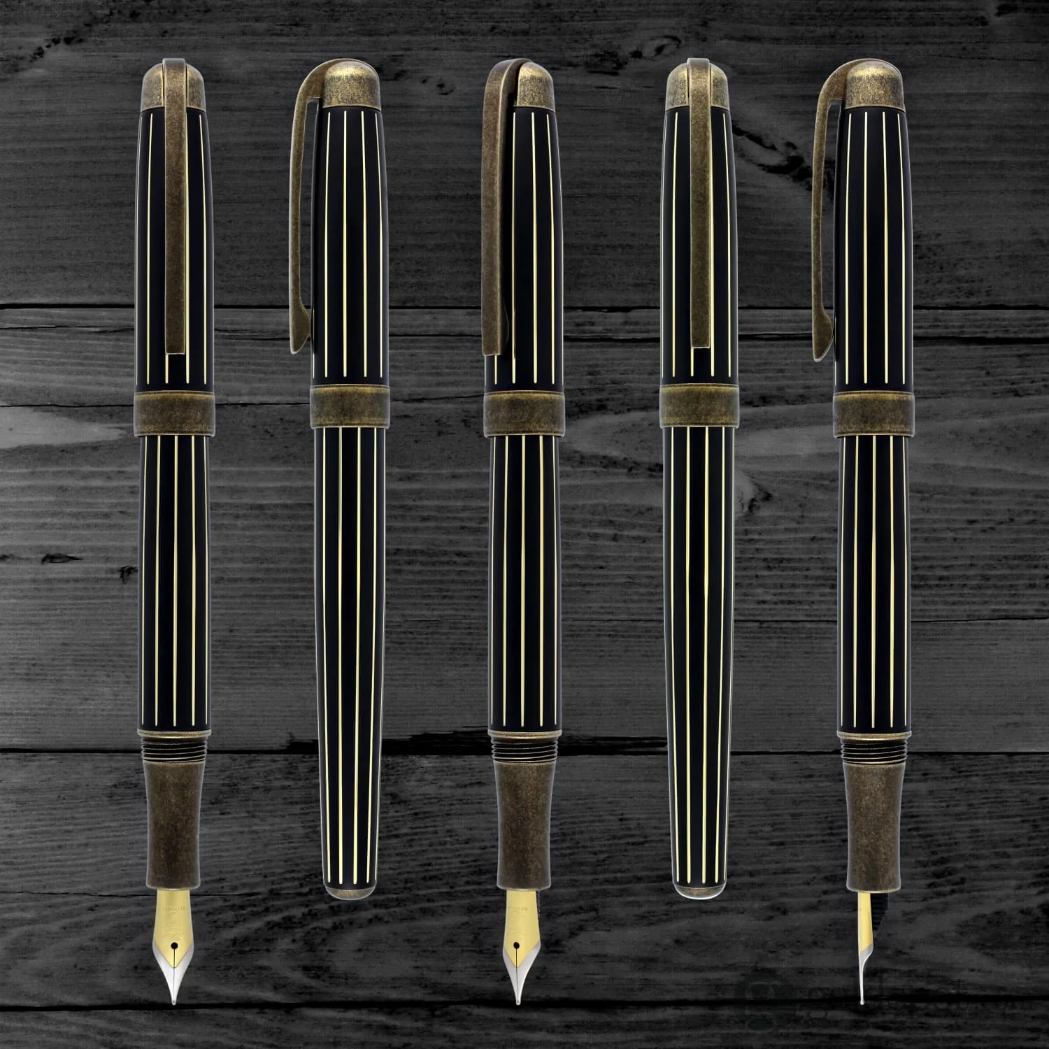 Laban Antique II Fountain Pen in Gold with Lines - Image 6