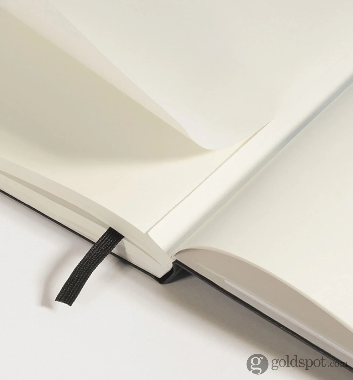 Leuchtturm 1917 Hardcover Dot Grid Notebook in Black - A5 - Image 3